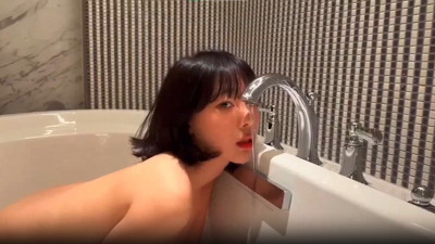 사타구니 를 갓다 대야지.. BJ 강인경 욕조 혀받이 [레드걸 한국야동,최신야동,무료야동]