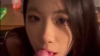 《어디서든 사까시 해주는 여친 》 [레드걸 한국야동,최신야동,무료야동]