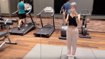 헬스장에서 보지까고 셀카찍는 빈유 또라이년 [레드걸 한국야동,최신야동,무료야동]