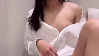 몽쉐리 피팅룸 돌발셀카 [레드걸 한국야동,최신야동,무료야동]